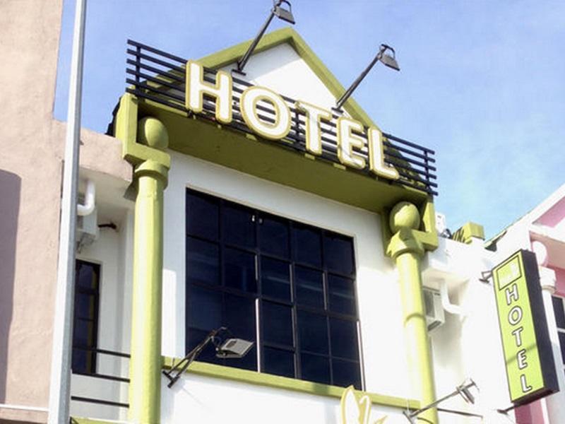 Tulip Hotel Іпох Екстер'єр фото